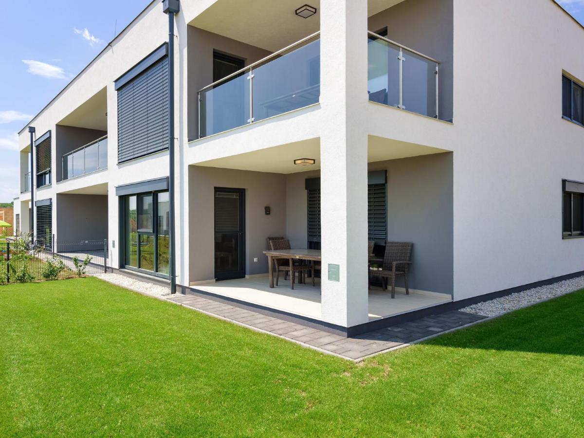Apartment With Pool, Roof Terrace, Garden Zsira المظهر الخارجي الصورة